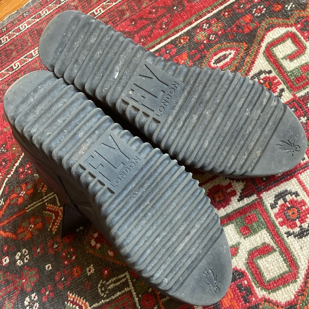 Size 8 (39) Fly London Leather Velcro Slip On Boots black wedge heel monk strap - Picture 13 of 15